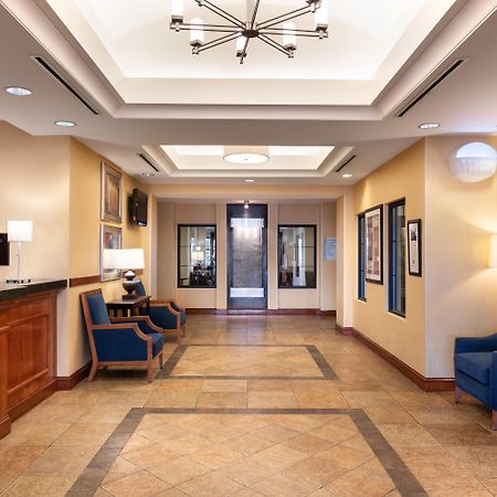 Holiday Inn Express & Suites Denver Airport By Ihg Exterior photo