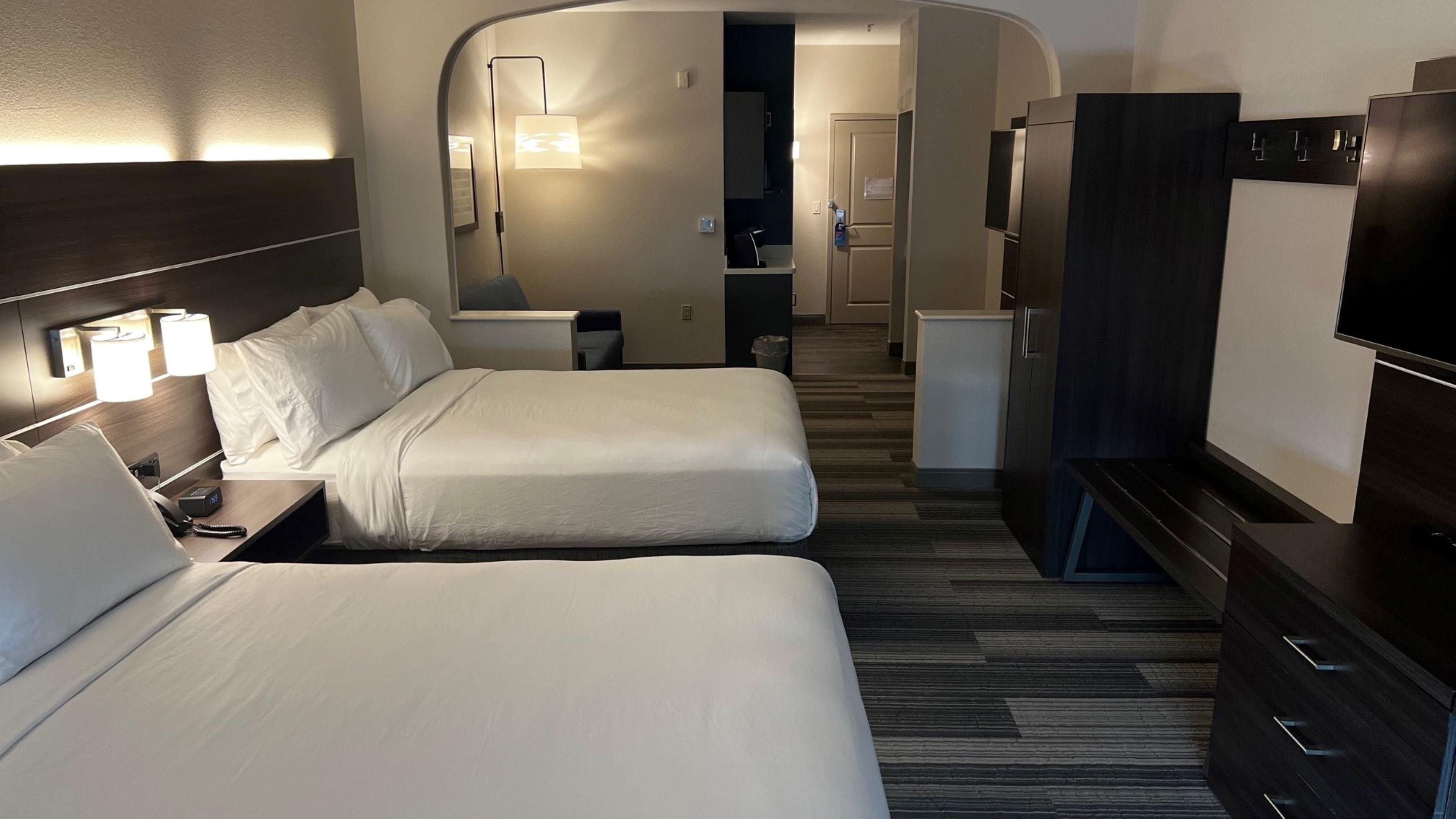 Holiday Inn Express & Suites Denver Airport By Ihg Exterior photo