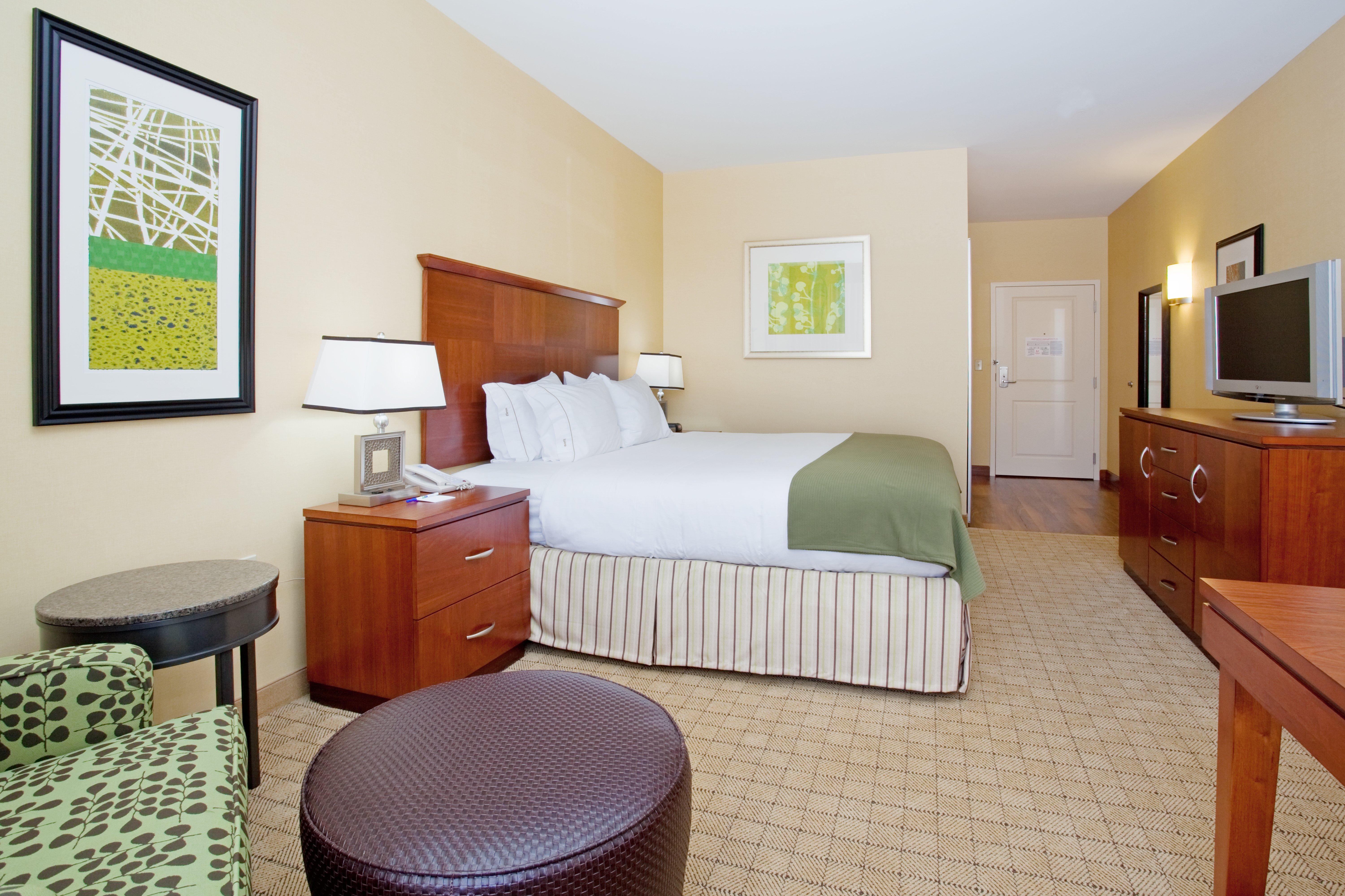 Holiday Inn Express & Suites Denver Airport By Ihg Exterior photo
