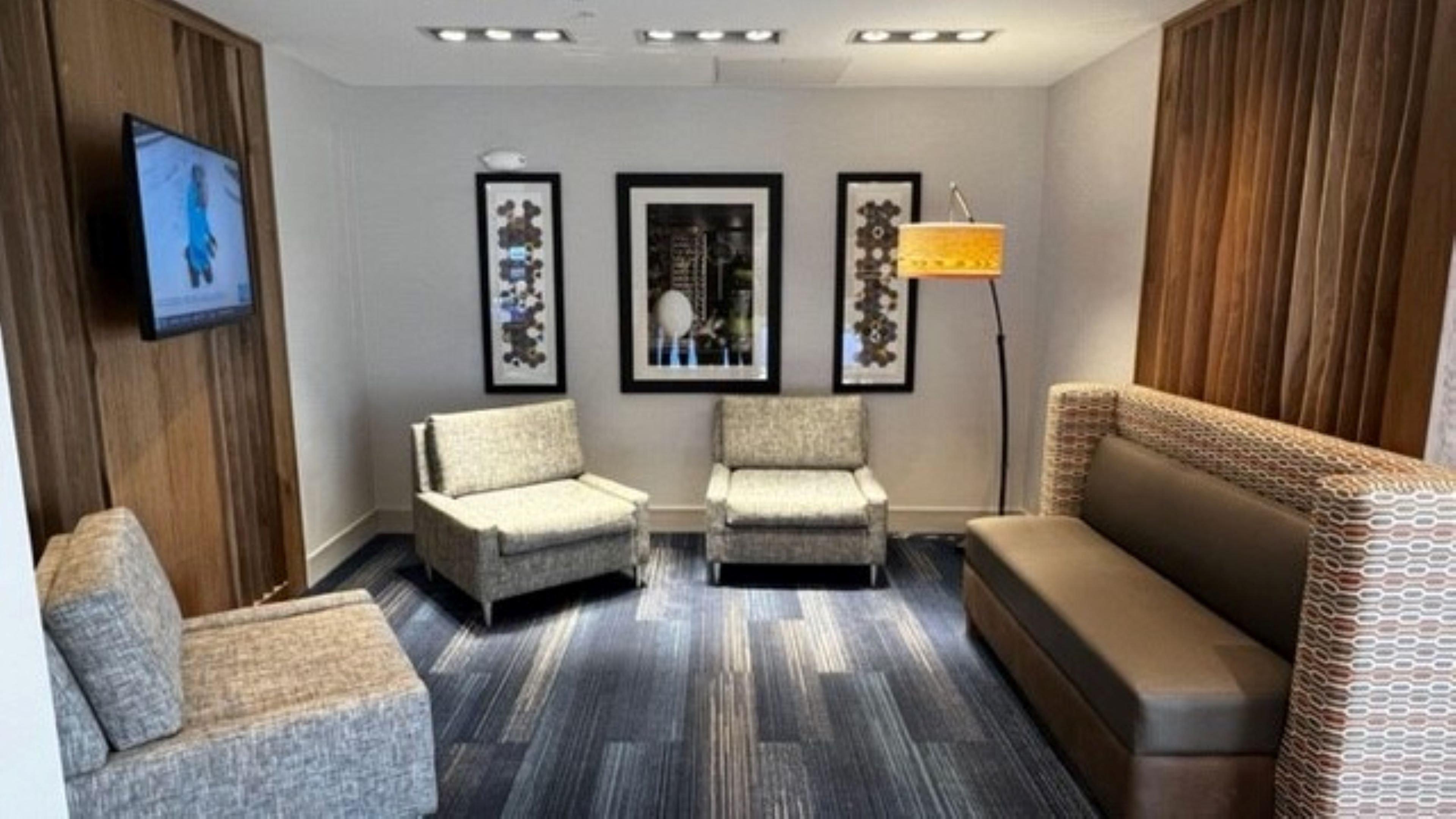 Holiday Inn Express & Suites Denver Airport By Ihg Exterior photo