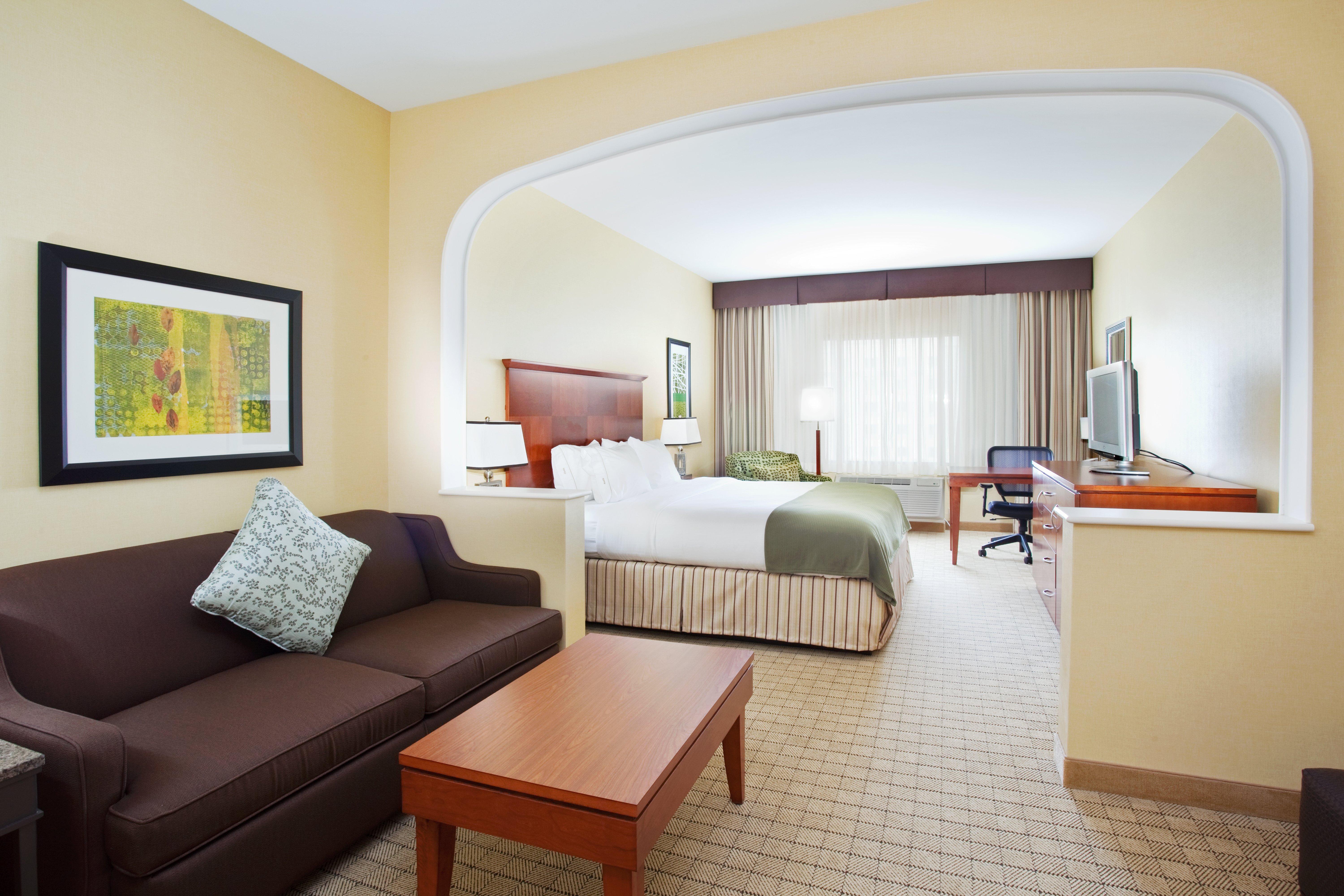 Holiday Inn Express & Suites Denver Airport By Ihg Exterior photo